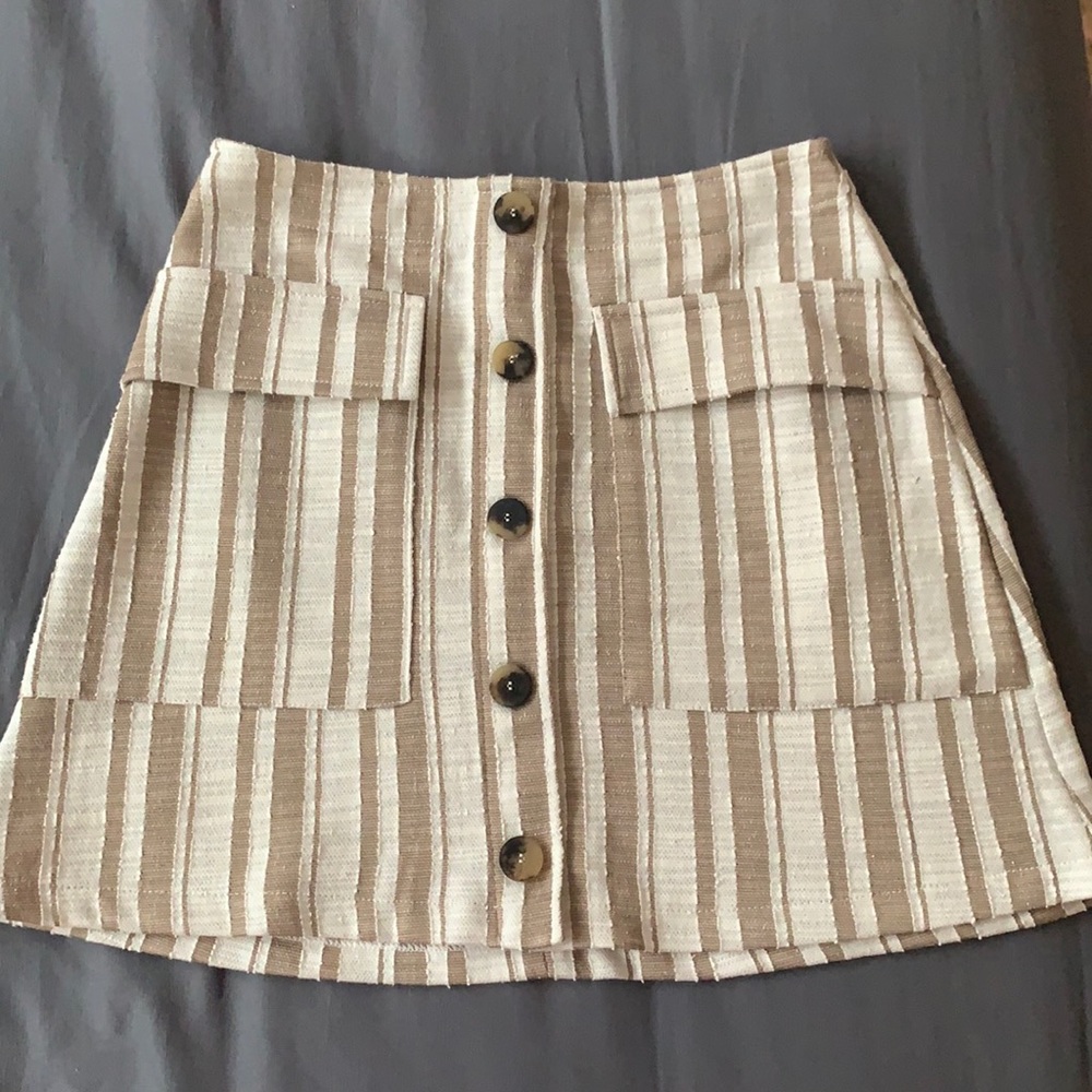 Nude skirt